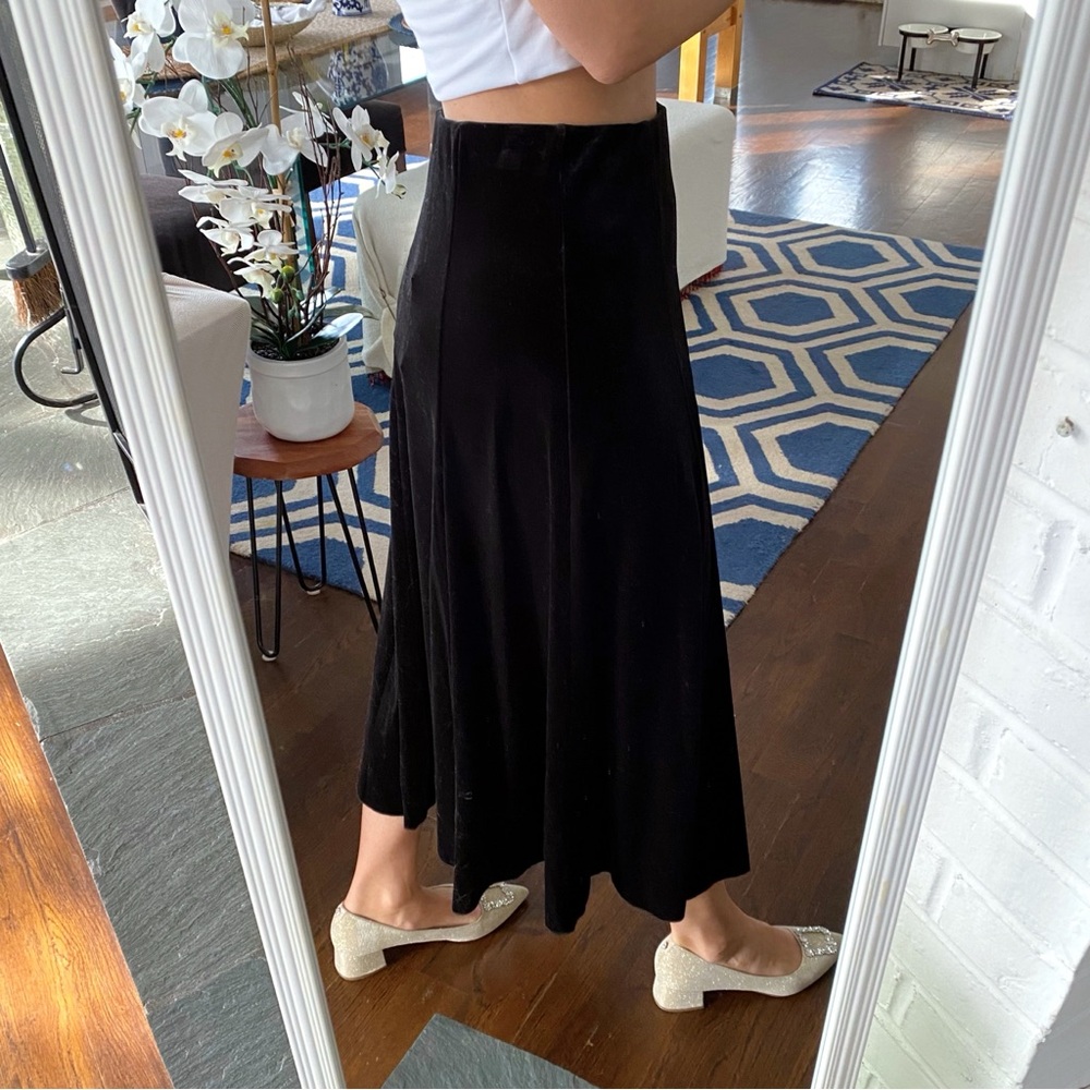 CYNTHIA ROWLEY Black Velvet High Waist Midi Skirt! 🖤 - Picture 4 of 11